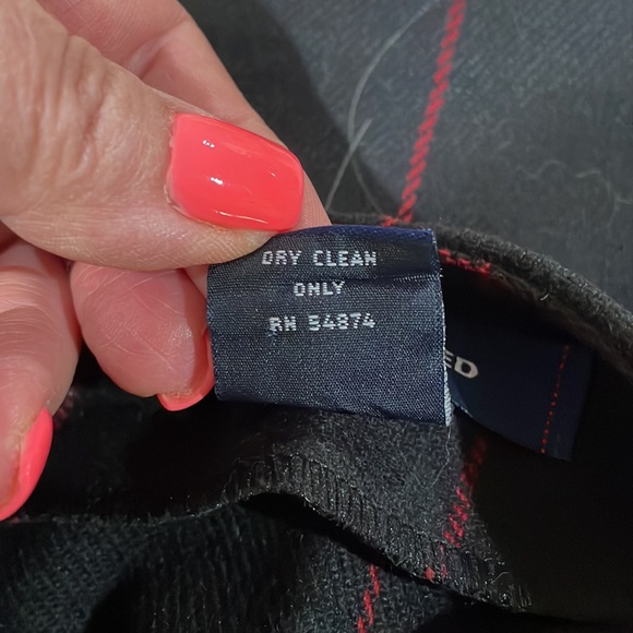 The Limited Skirt - Picture 3 of 4